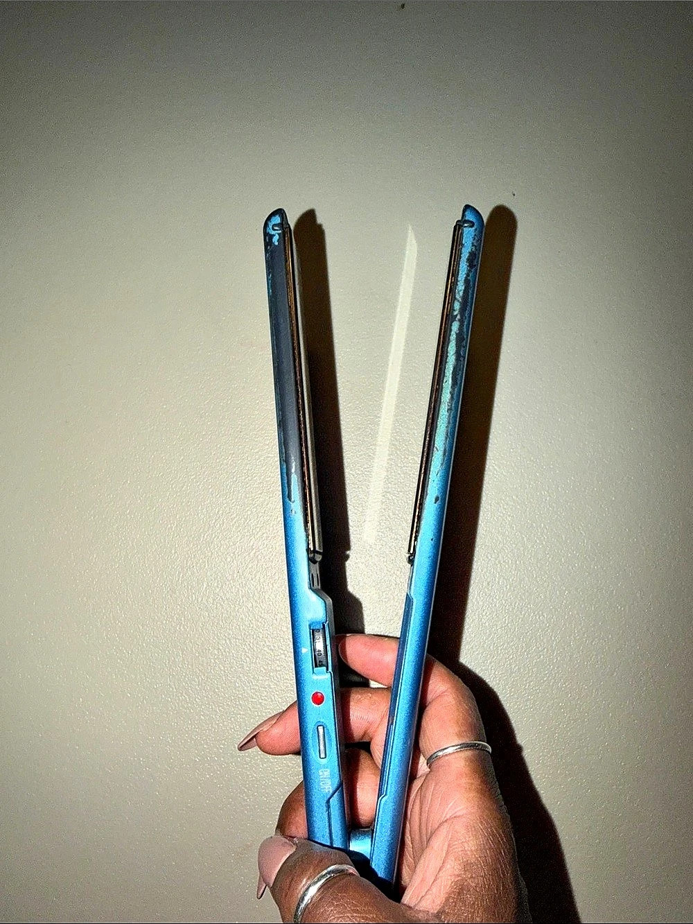 BaBylissPRO Blue Hair Straightener - Picture 7 of 10